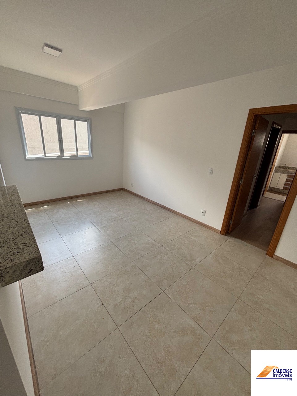 Apartamento à venda com 2 quartos, 62m² - Foto 4