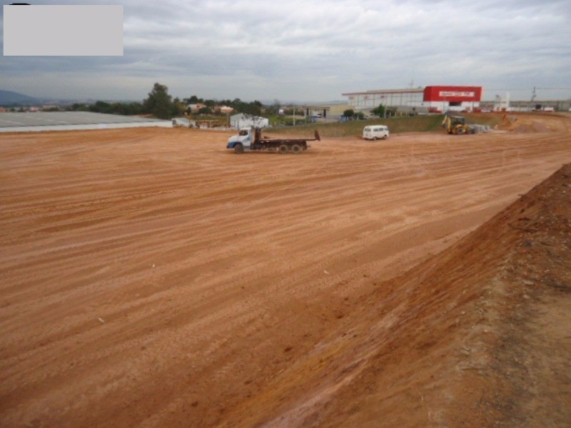 Terreno Industrial - Jundiaí à 350mts da Rodovia Anhanguera.