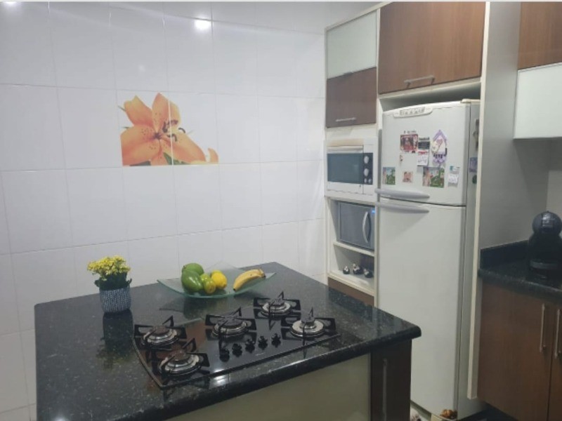 Casa a venda em Jundiaí com 03 dormitórios e uma suíte.