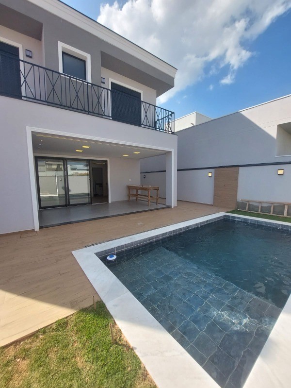 Casa a venda em condomínio Reserva Ermida ll