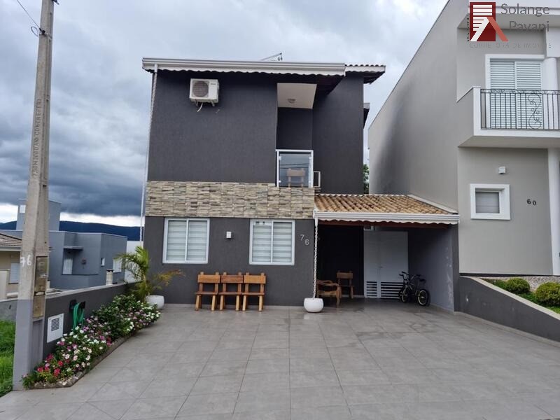 Casa no Condomínio Villagio Di San Francesco