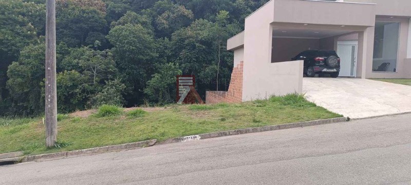 Terreno a venda em condominio na cidade de Varzea Paulista - SP