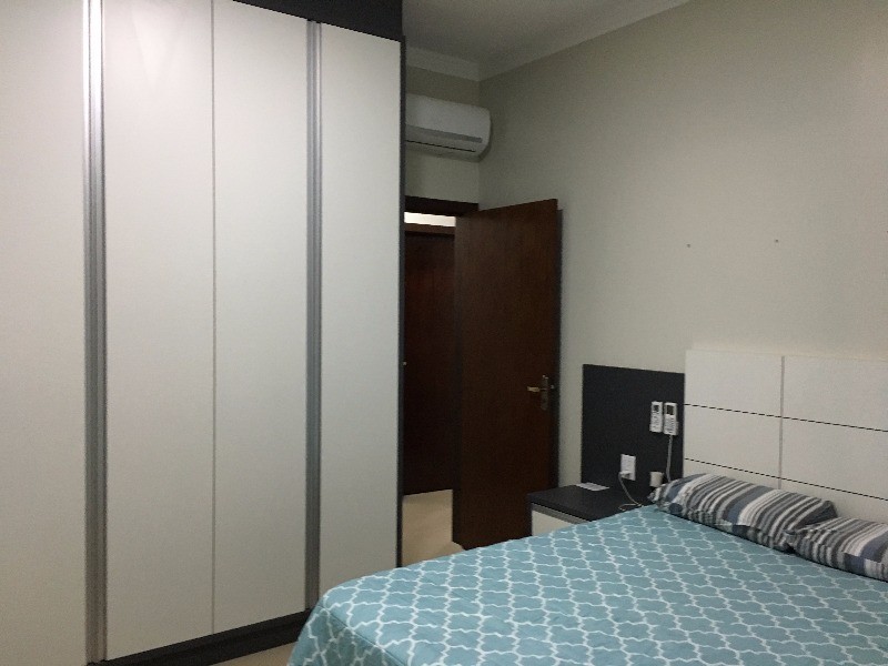 Casa à venda com 3 quartos, 200m² - Foto 6