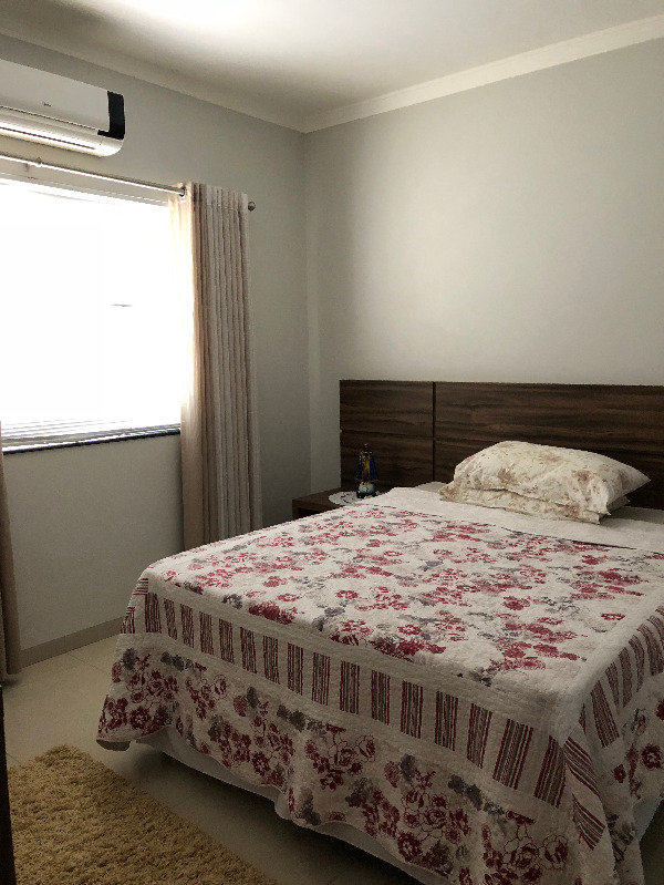 Casa à venda com 3 quartos, 240m² - Foto 14