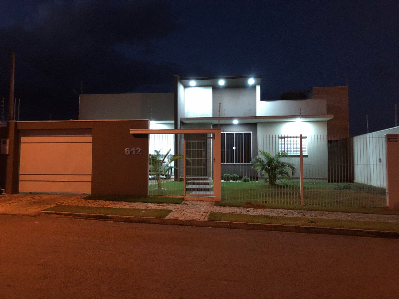 Casa à venda com 3 quartos, 200m² - Foto 20