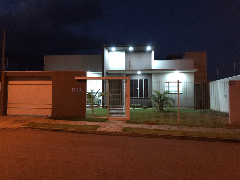 Casa à venda com 3 quartos, 200m² - Foto 21