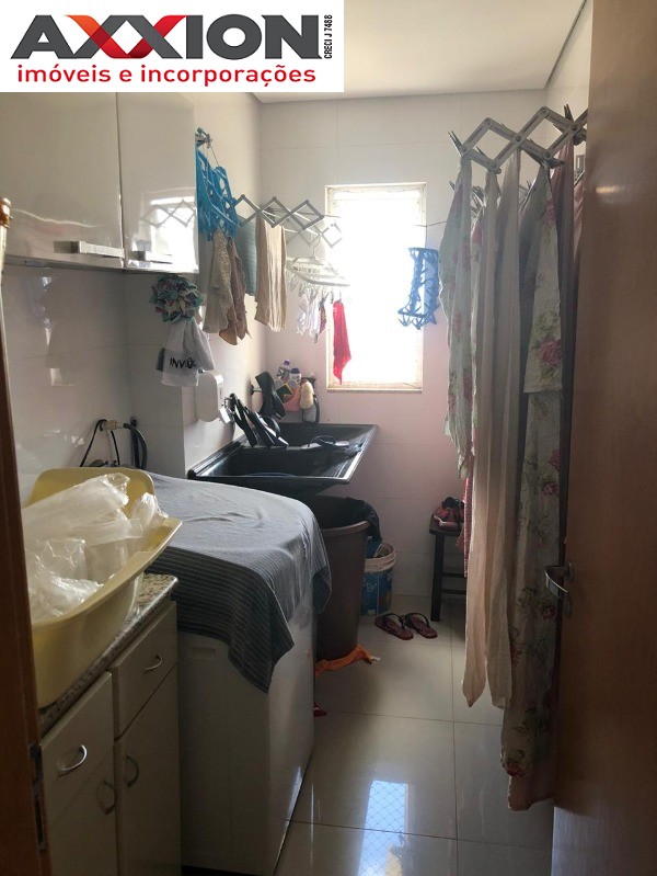 Apartamento à venda com 3 quartos, 170m² - Foto 4