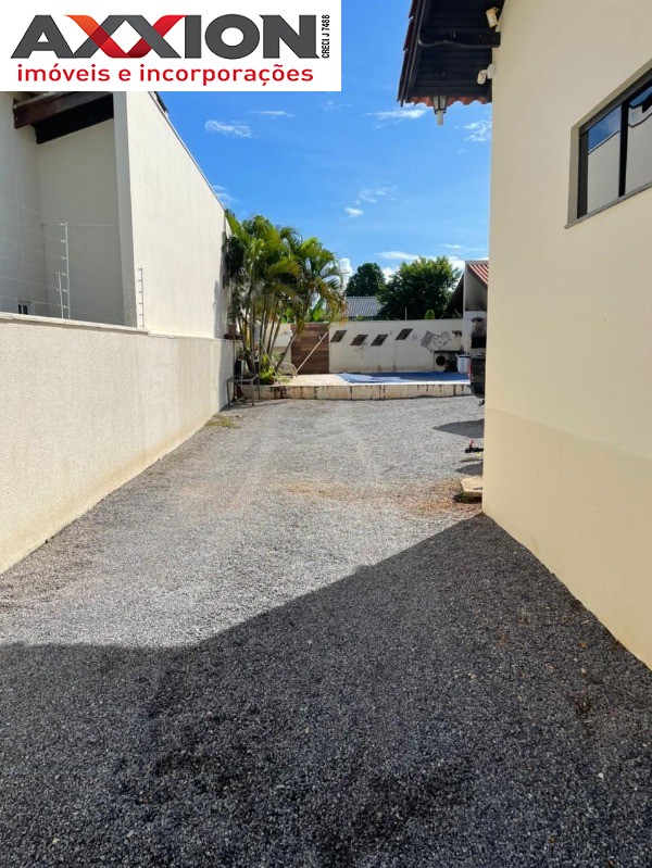 Casa à venda com 5 quartos, 400m² - Foto 3