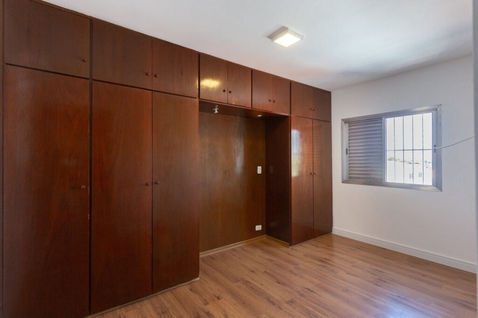 Apartamento à venda com 2 quartos, 61m² - Foto 7