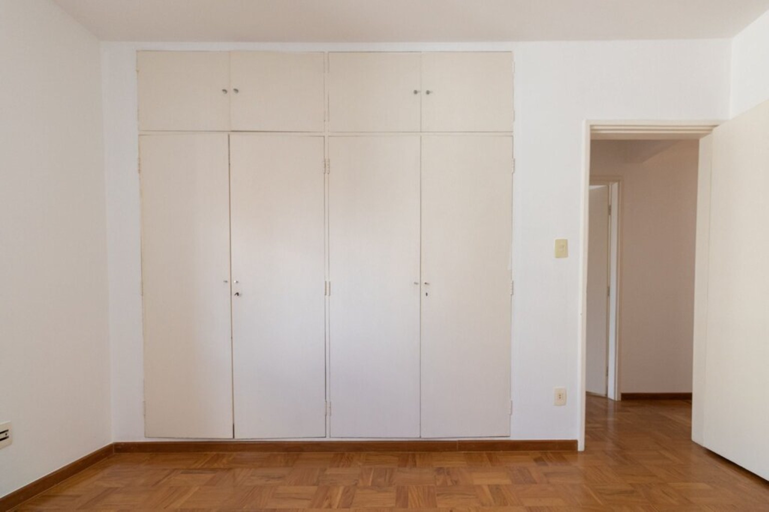 Apartamento à venda com 3 quartos, 140m² - Foto 36