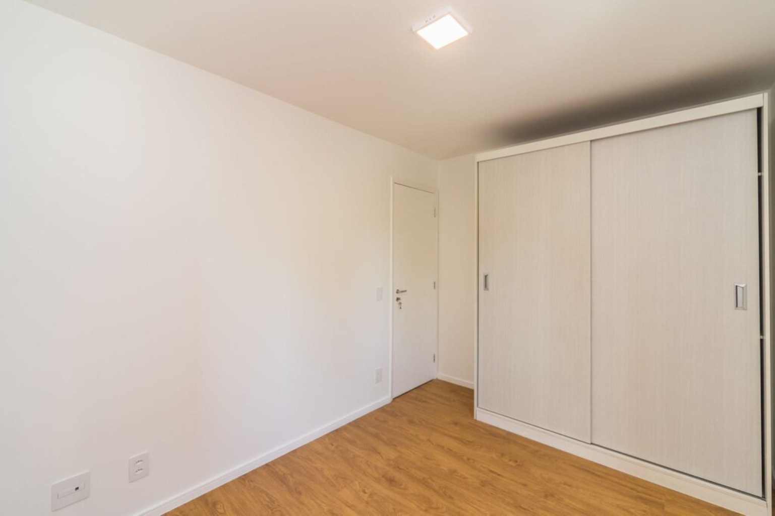 Apartamento à venda com 1 quarto, 41m² - Foto 25