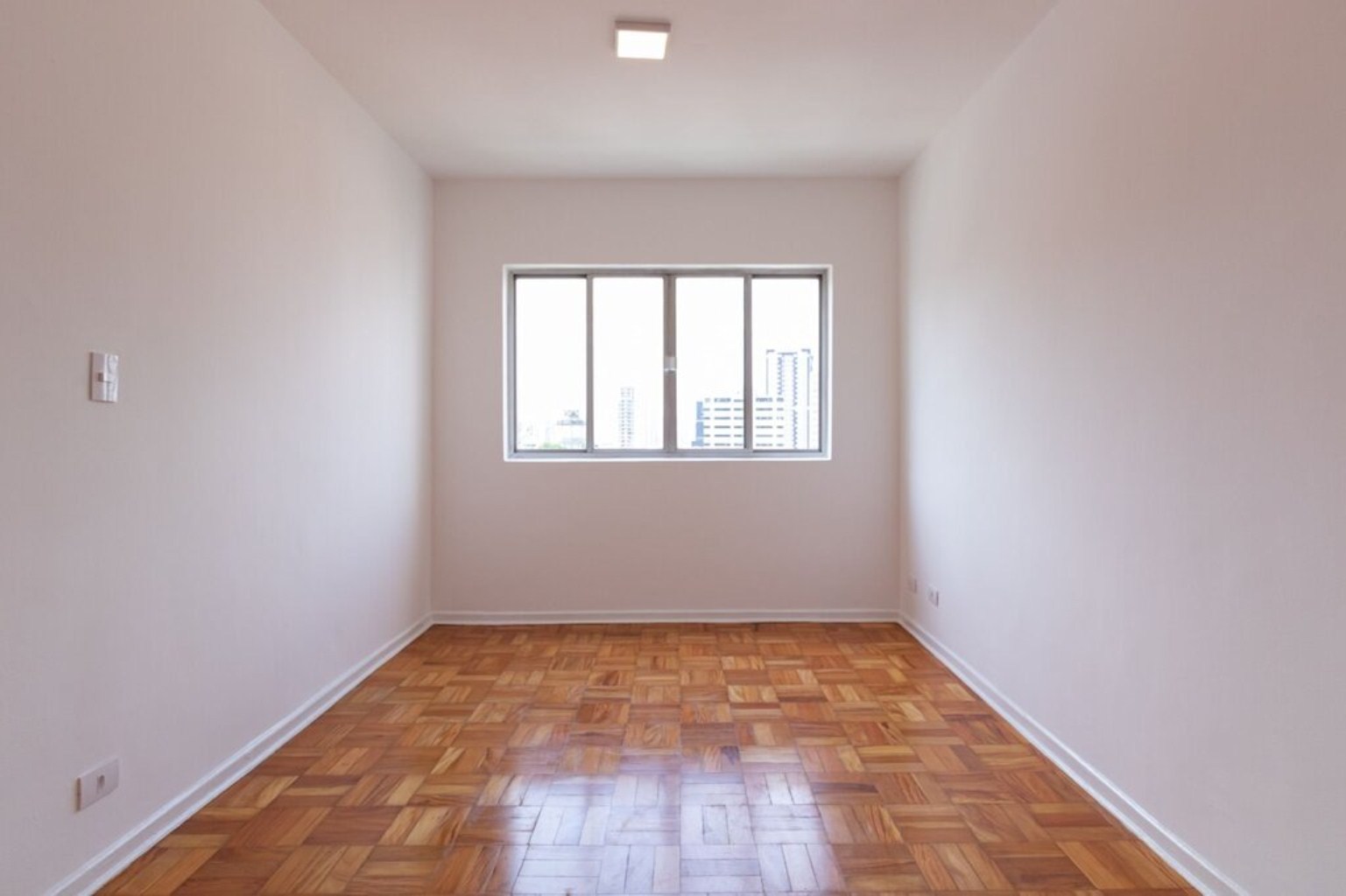 Apartamento à venda com 1 quarto, 38m² - Foto 14