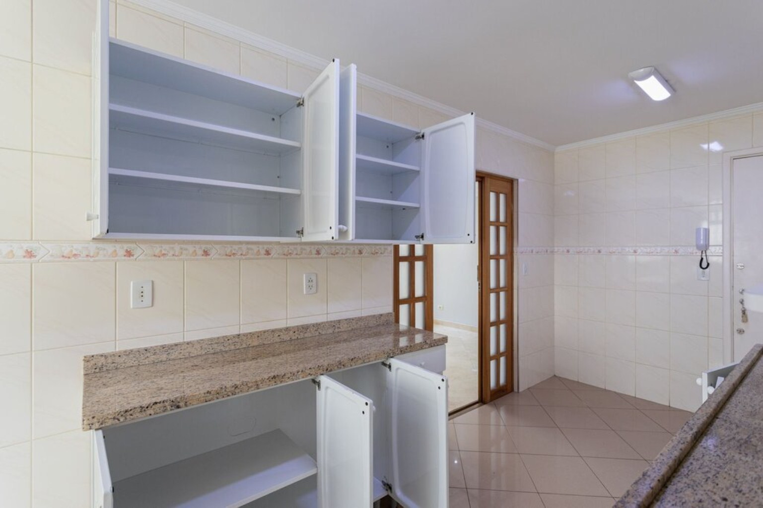 Apartamento à venda com 3 quartos, 98m² - Foto 18