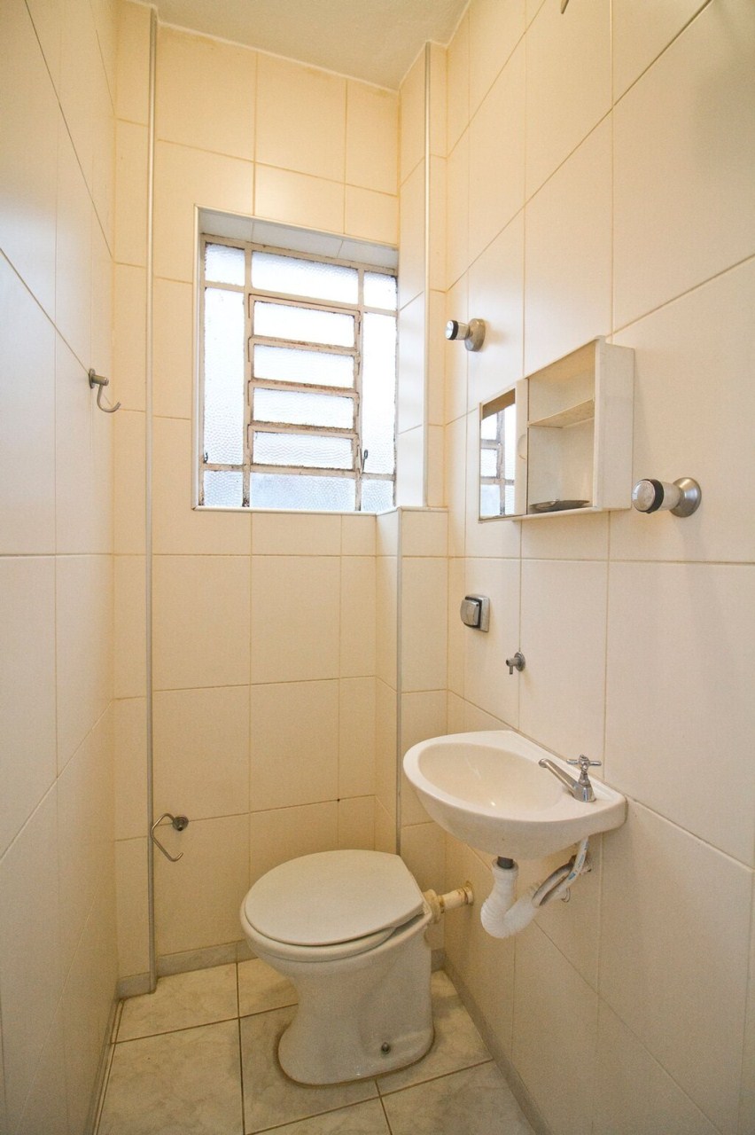 Apartamento à venda com 3 quartos, 135m² - Foto 3