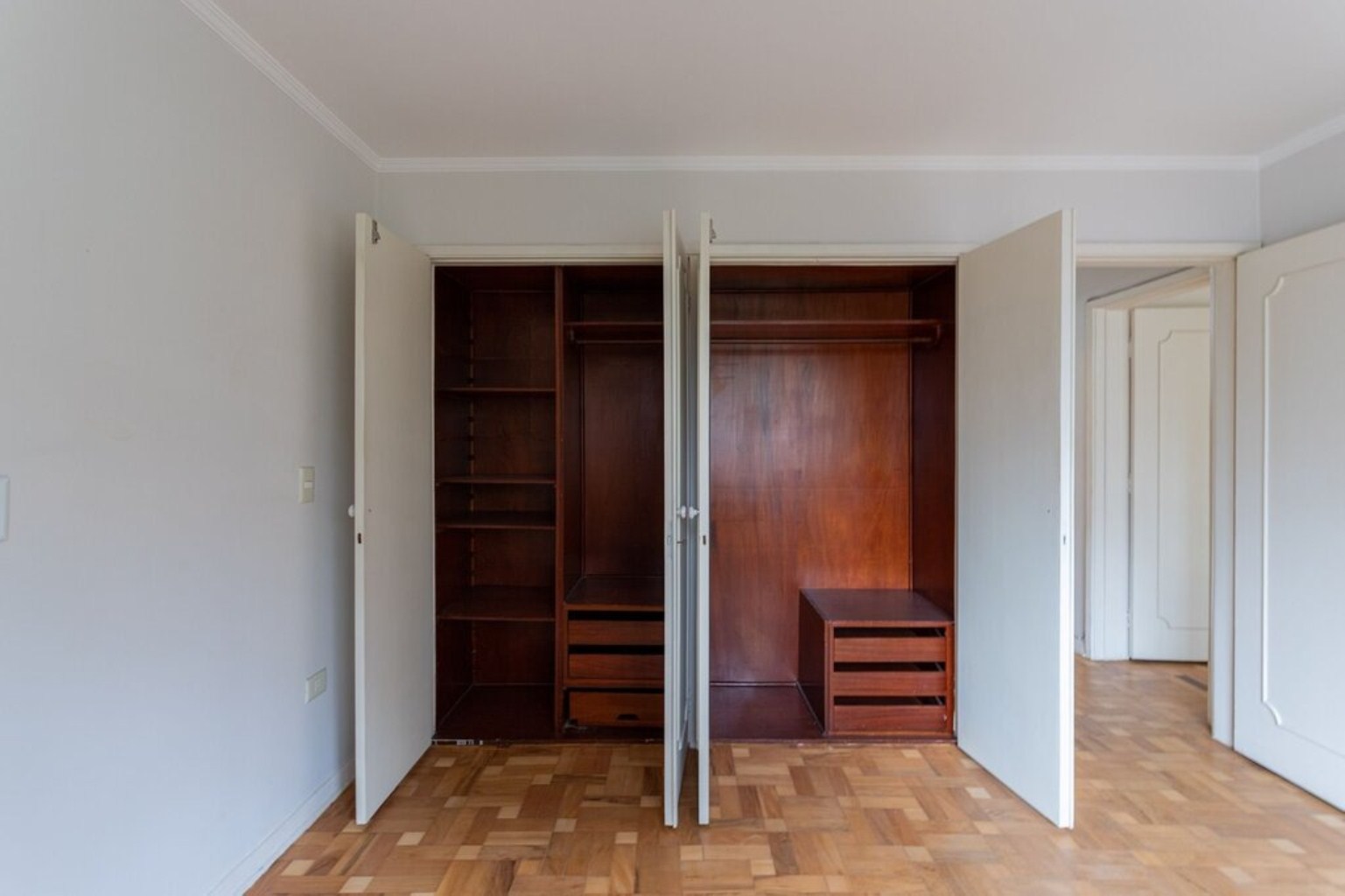 Apartamento à venda com 3 quartos, 125m² - Foto 23