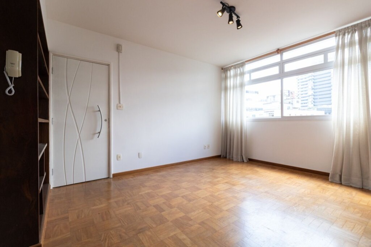 Apartamento à venda com 3 quartos, 140m² - Foto 32