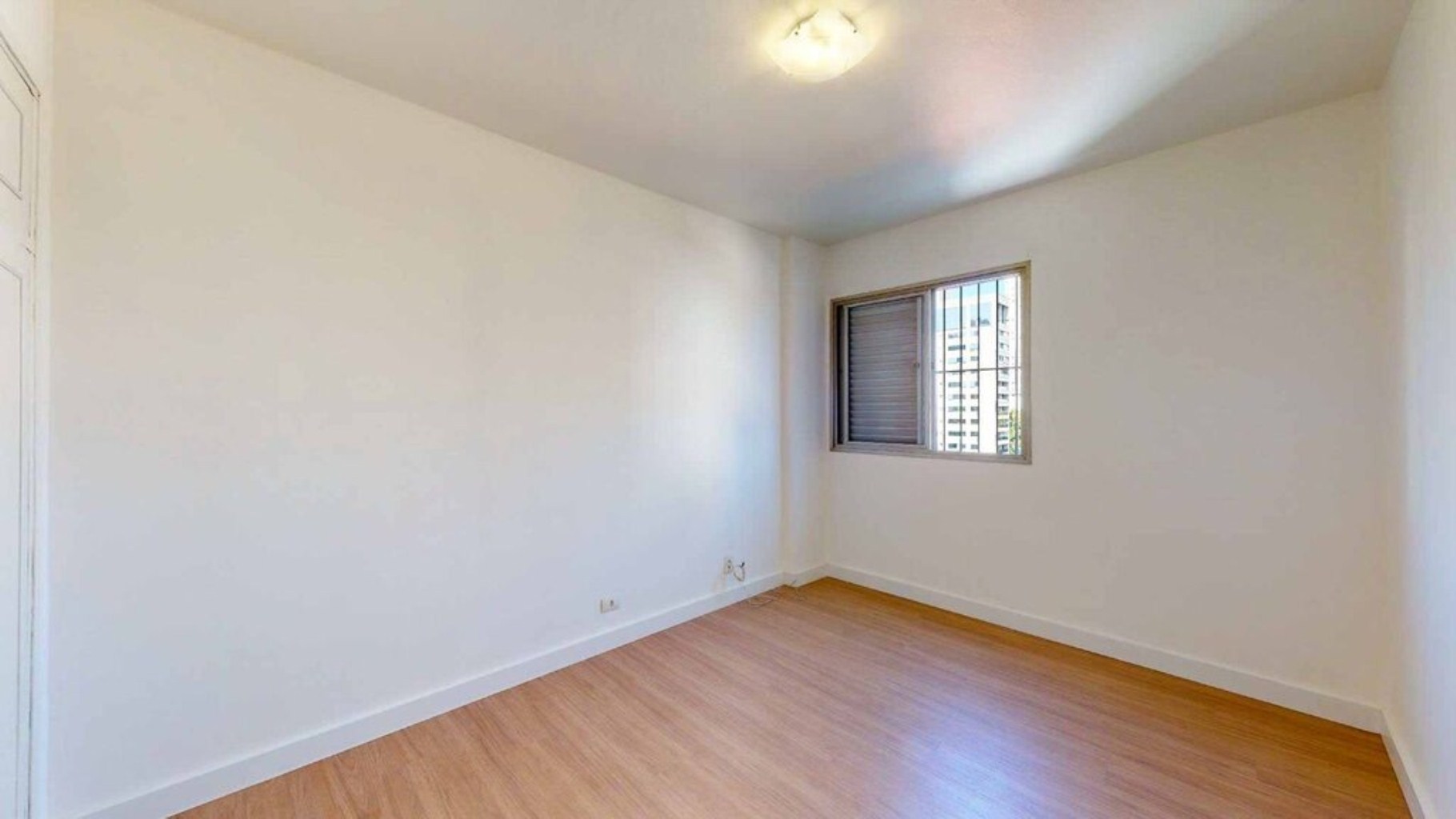 Apartamento à venda com 2 quartos, 64m² - Foto 26