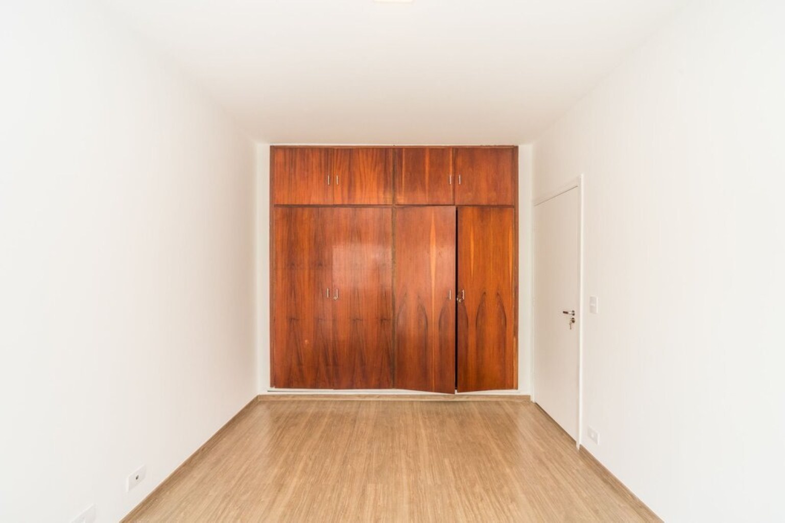 Apartamento à venda com 3 quartos, 135m² - Foto 31