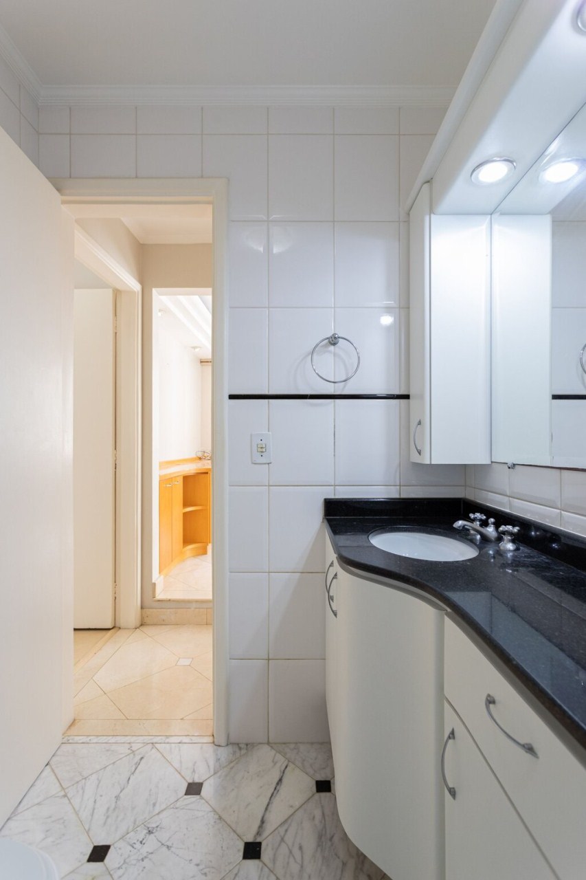 Apartamento à venda com 3 quartos, 98m² - Foto 4