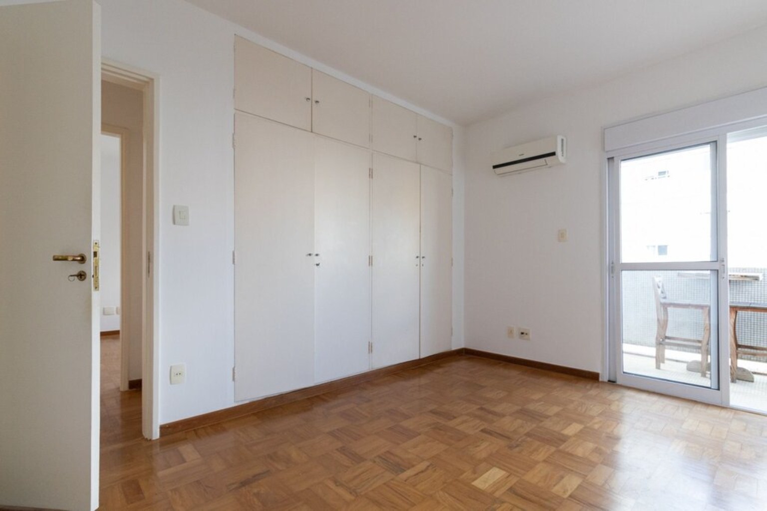 Apartamento à venda com 3 quartos, 140m² - Foto 50