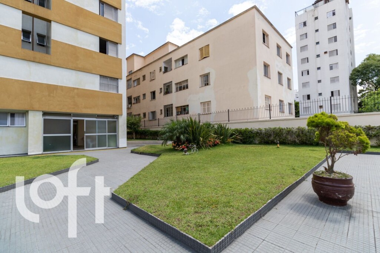 Apartamento à venda com 2 quartos, 64m² - Foto 43