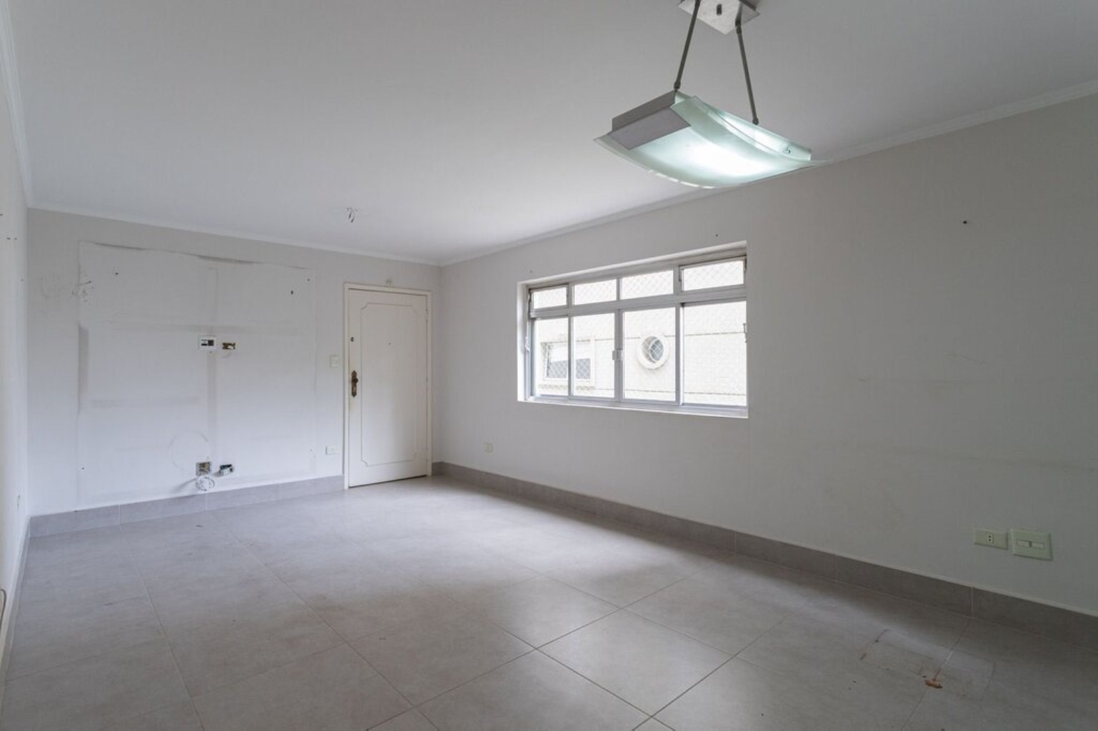 Apartamento à venda com 3 quartos, 125m² - Foto 1