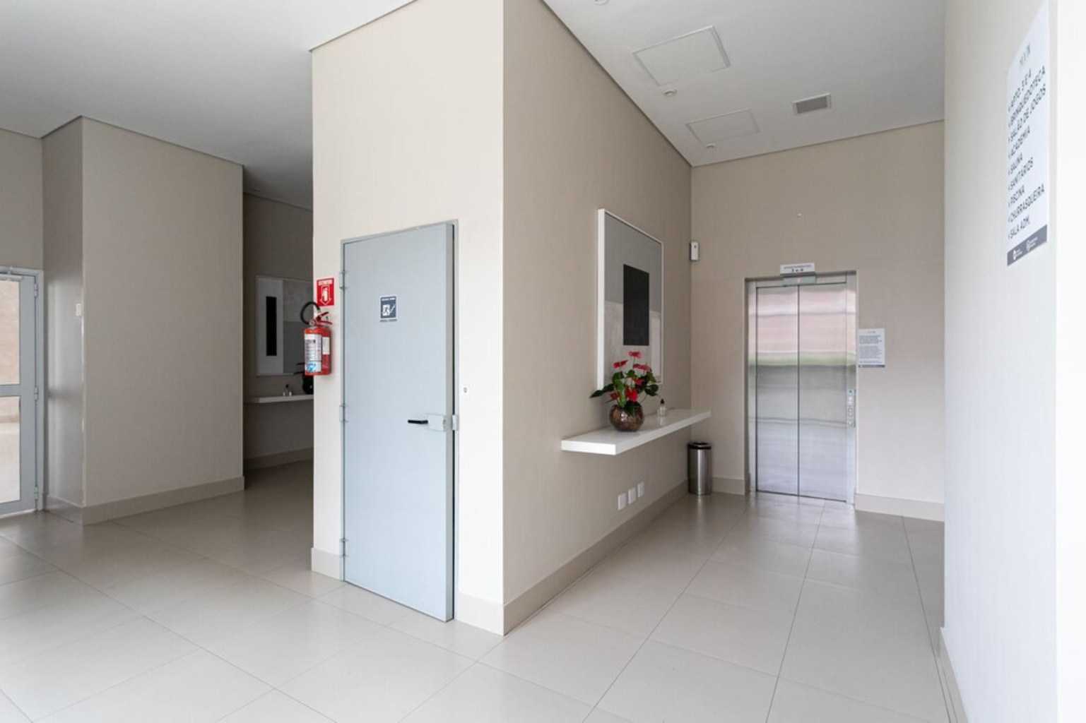 Apartamento à venda com 1 quarto, 43m² - Foto 14