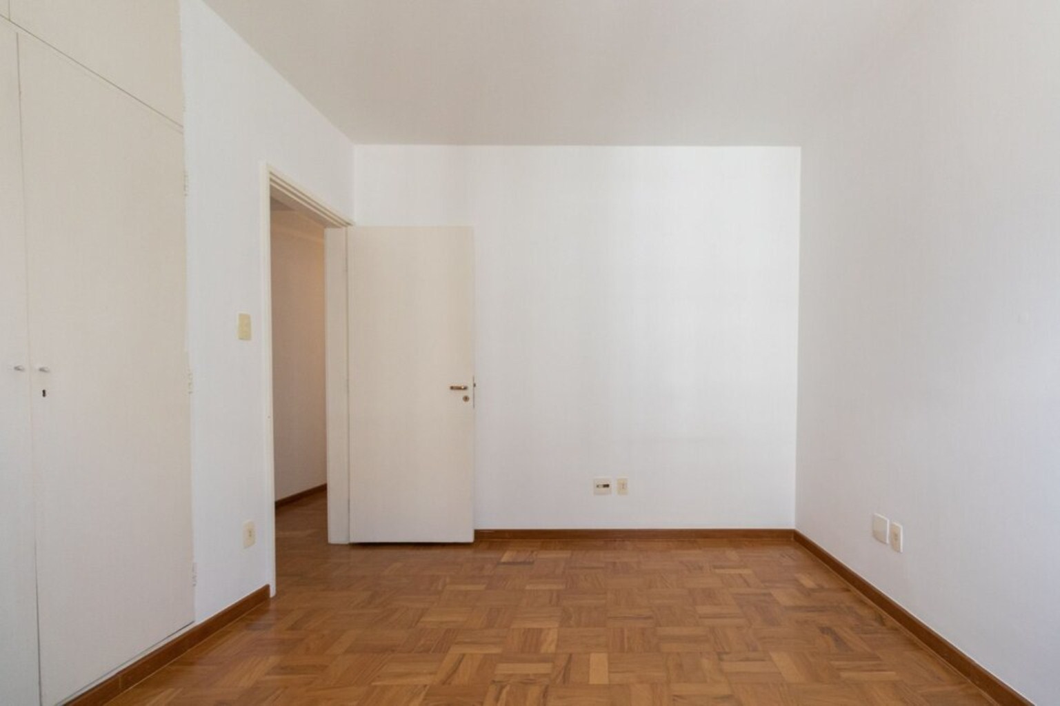 Apartamento à venda com 3 quartos, 140m² - Foto 38