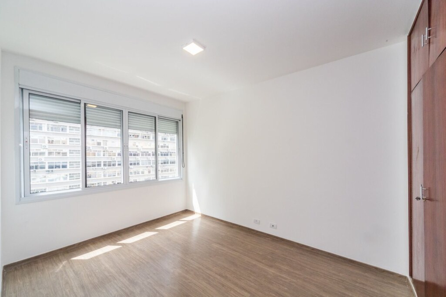 Apartamento à venda com 3 quartos, 135m² - Foto 40