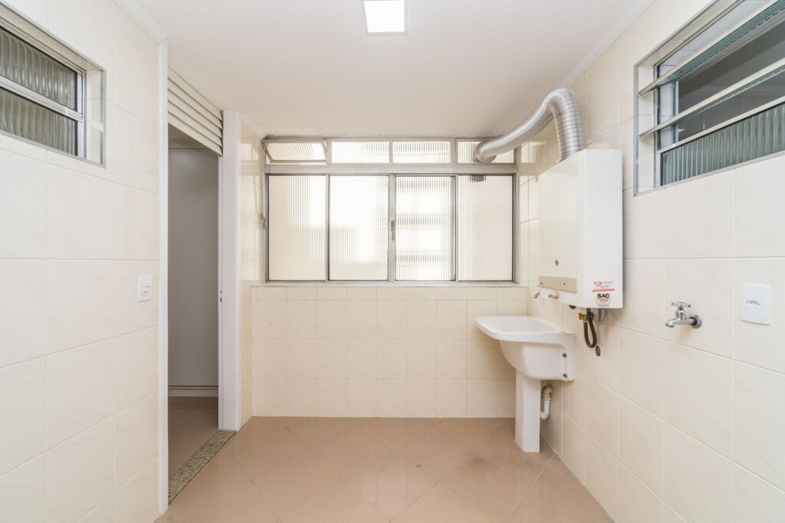 Apartamento à venda com 3 quartos, 98m² - Foto 40