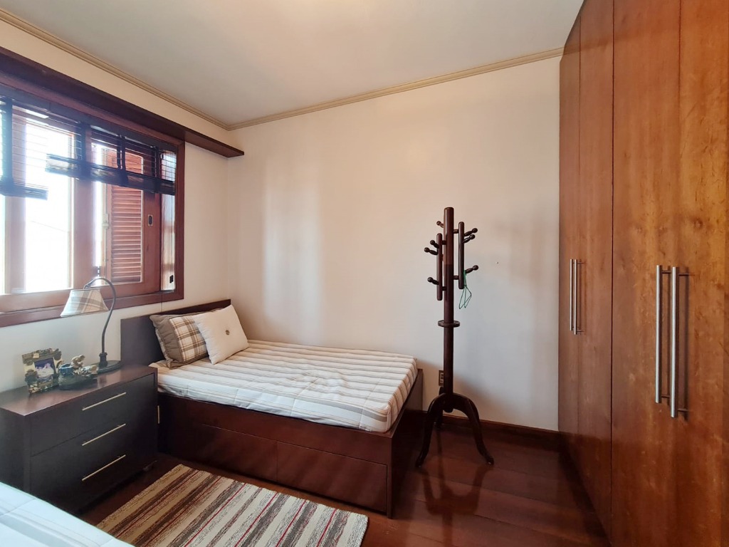 Casa à venda com 3 quartos, 500m² - Foto 40