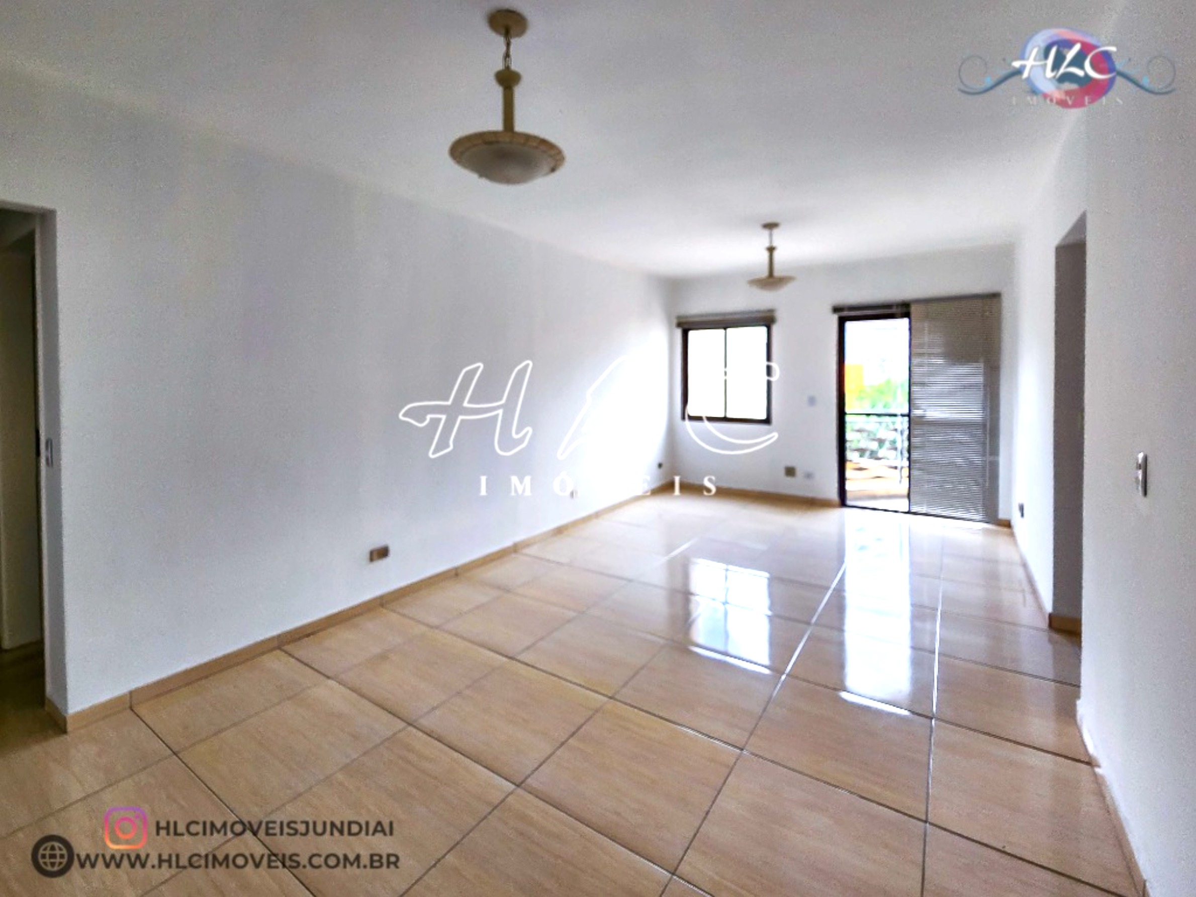 Apartamento à venda com 2 quartos, 81m² - Foto 2