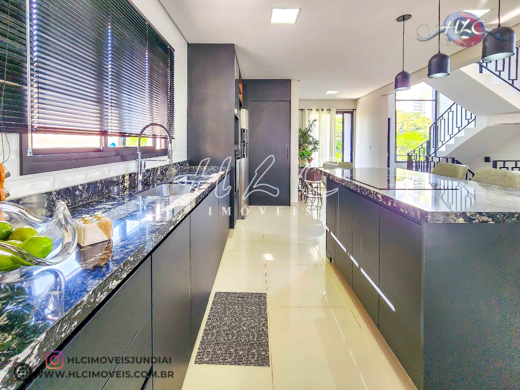 Casa à venda com 3 quartos, 250m² - Foto 5