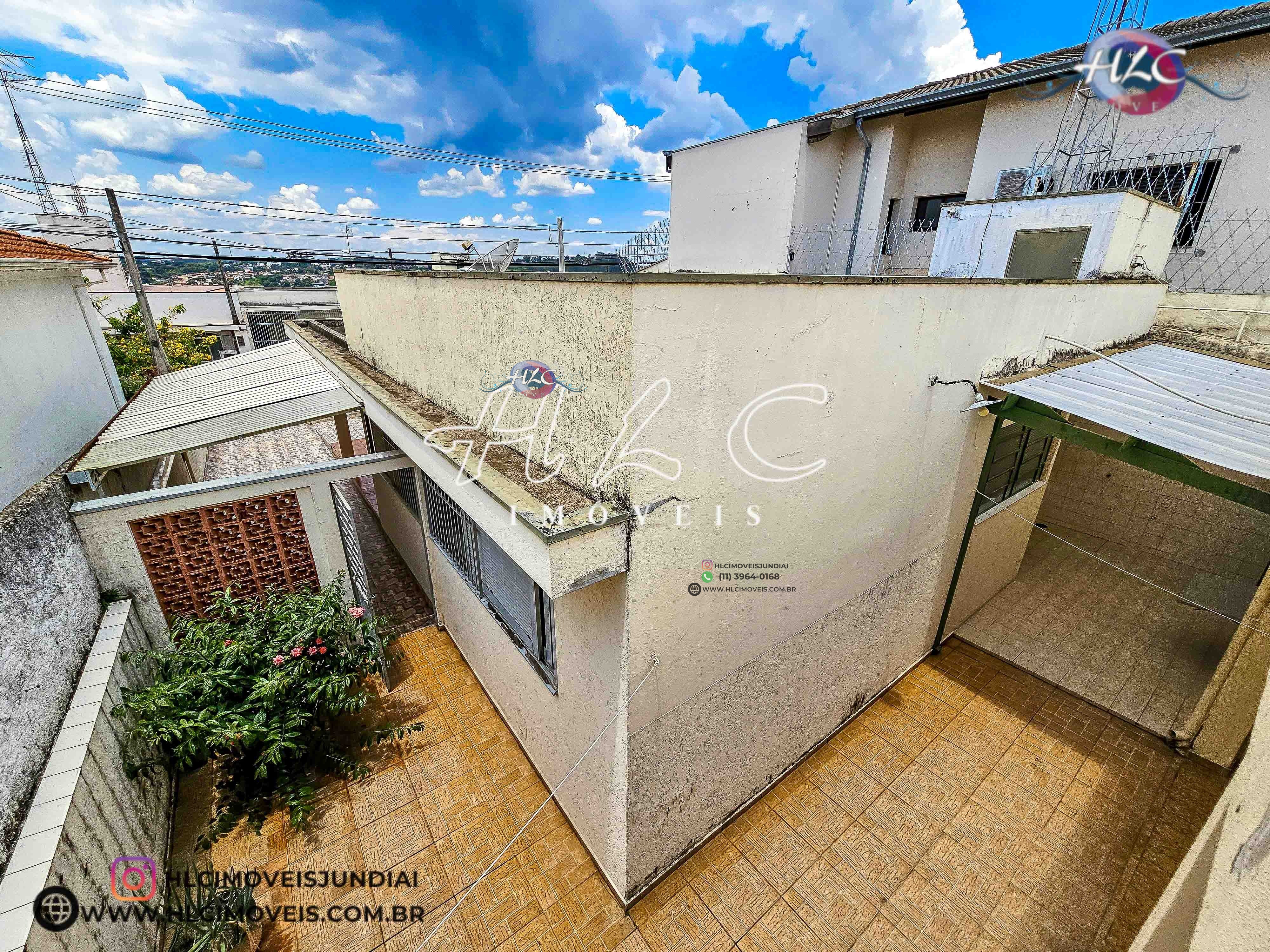 Casa à venda com 2 quartos, 251m² - Foto 2