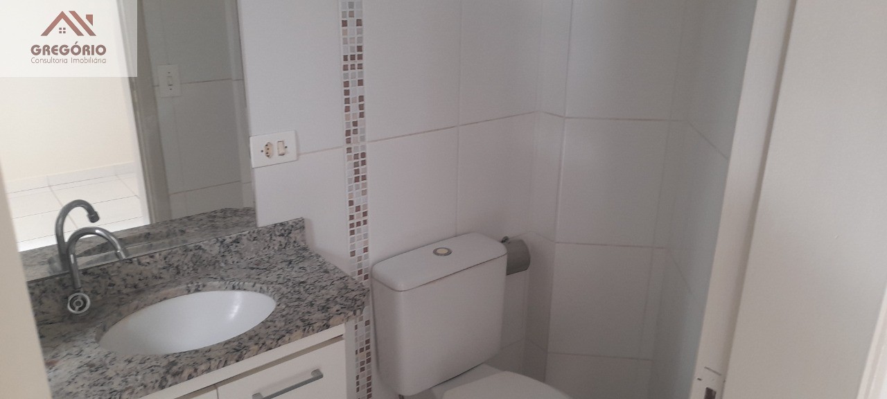 Apartamento à venda com 3 quartos, 70m² - Foto 4