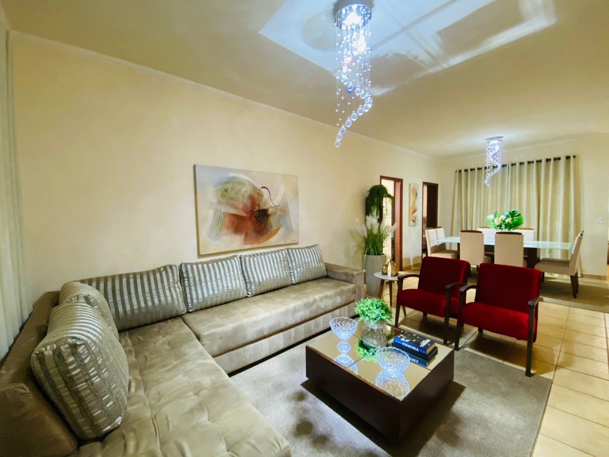 Casa Maravilhosa em Bairro Nobre de Araraquara.