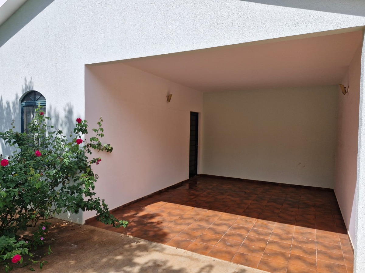 Casa Reformada com Excelente Localização em Araraquara