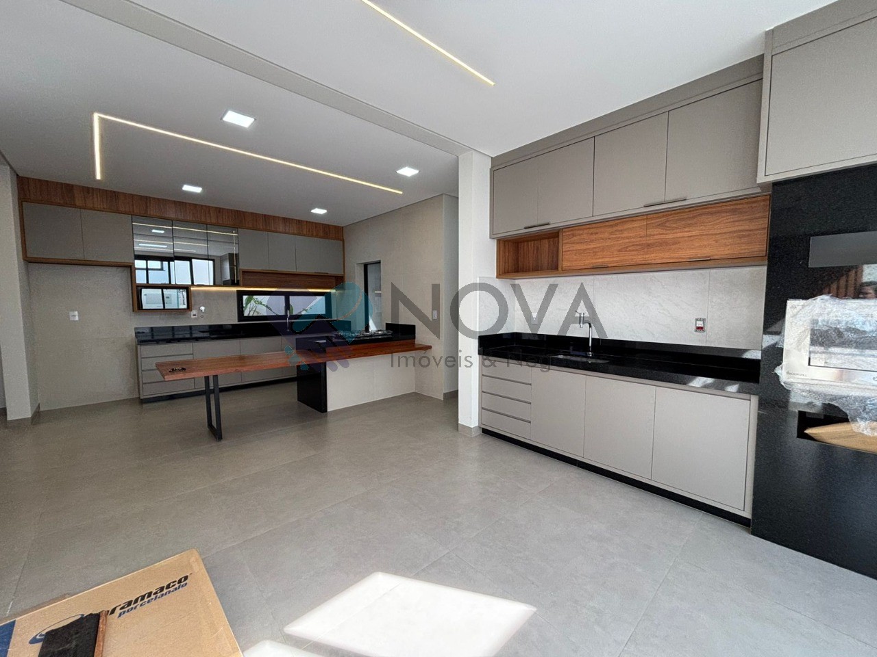 Casa em Condomínio Fechado Pronto para Morar