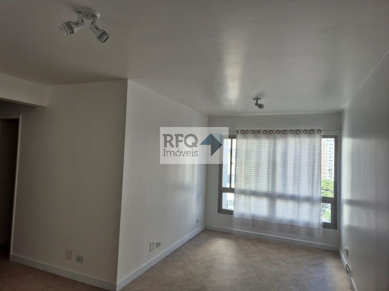 Apartamento para locação em andar medio na Regiao da Vila Mariana com 3 dormitorios !!