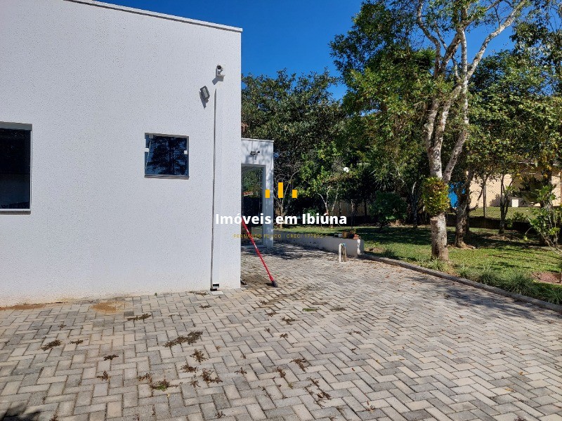 Chácara à venda com 3 quartos, 2140m² - Foto 47