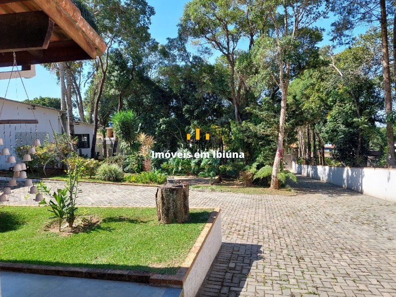 Chácara à venda com 3 quartos, 2140m² - Foto 27