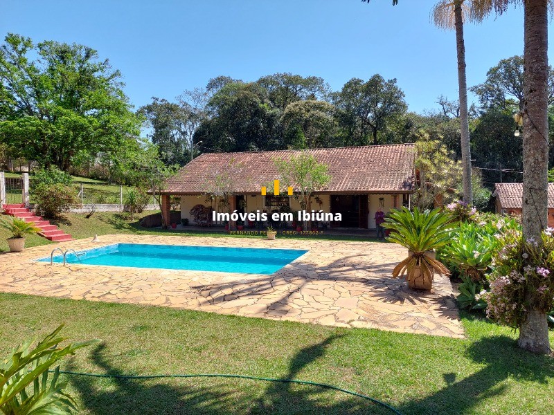 Chácara à venda com 4 quartos, 4000m² - Foto 1