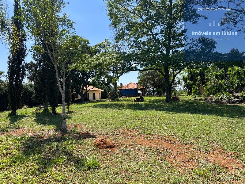 Chácara, 4 quartos, 2250 m² - Foto 1