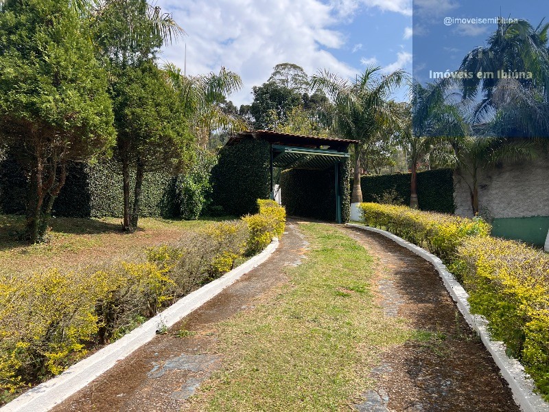 Chácara, 3 quartos, 2100 m² - Foto 1