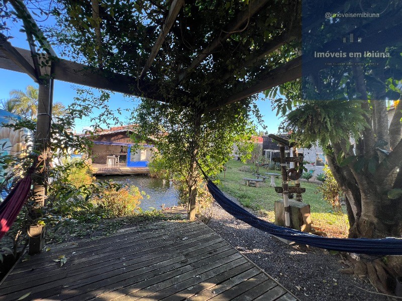 Chácara, 3 quartos, 890 m² - Foto 1
