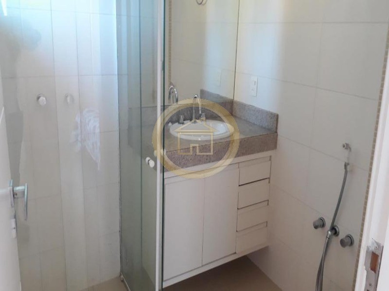 Casa à venda com 4 quartos, 230m² - Foto 14