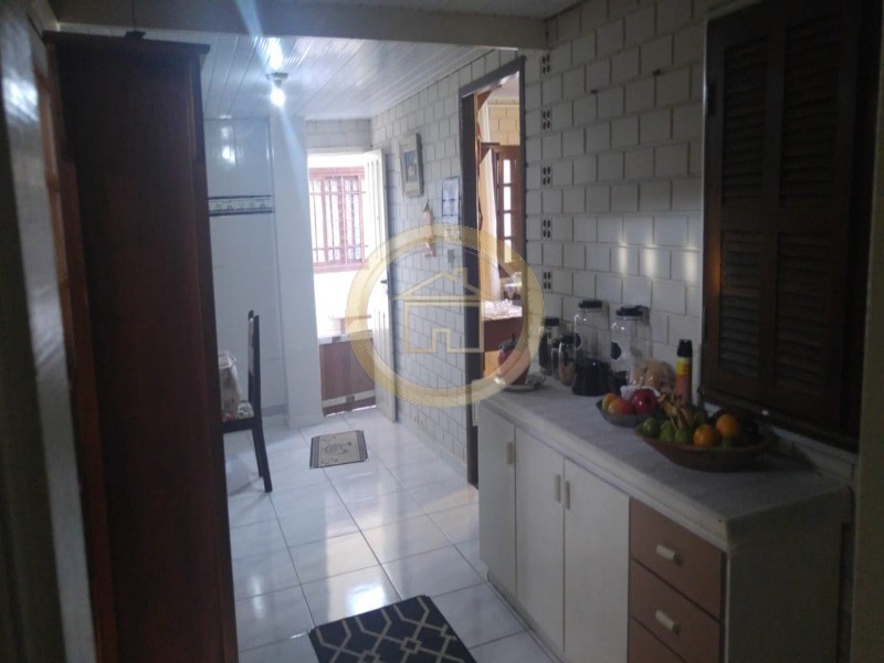 Casa à venda com 3 quartos, 200m² - Foto 6