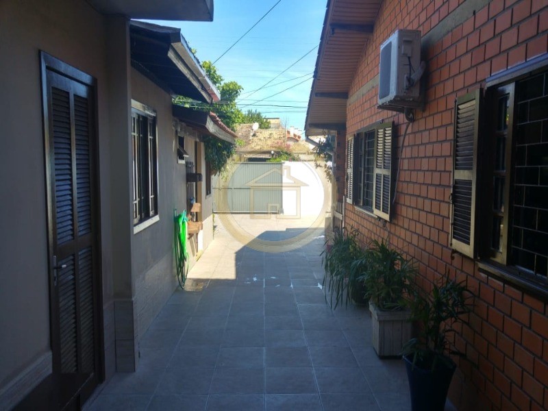 Casa à venda com 3 quartos, 200m² - Foto 19