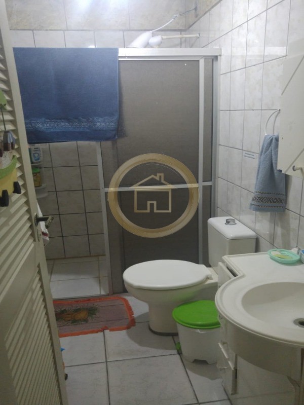 Casa à venda com 3 quartos, 200m² - Foto 24