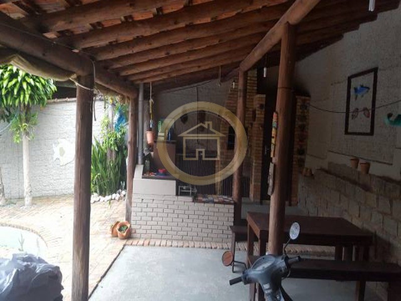 Casa à venda com 5 quartos, 300m² - Foto 6